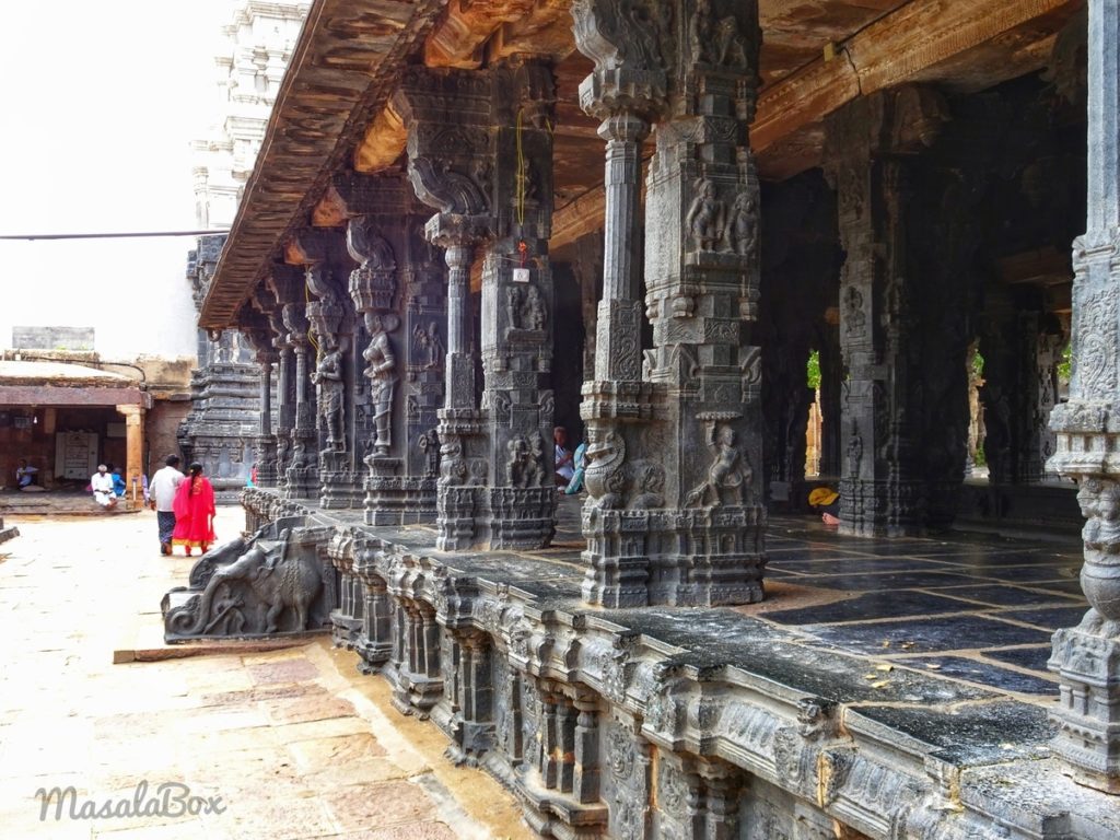 tadipatri temple mandapam