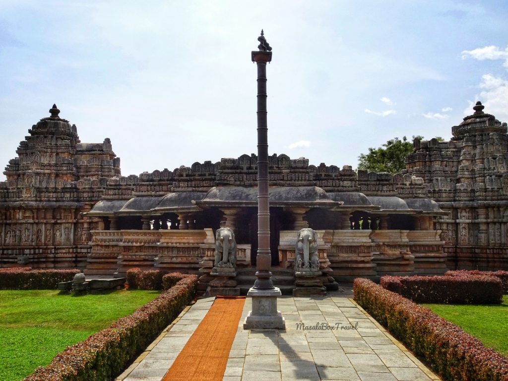 veera narayana belavadi temple